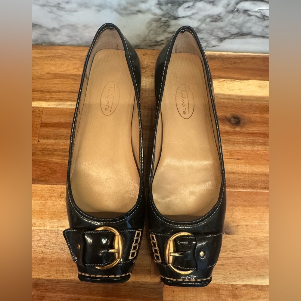 Talbots Black Patent Leather Flats with Gold Buckle square toe size 7.5